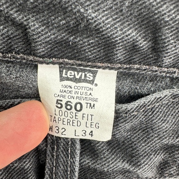 Vintage Levis 560 Loose Fit Tapered Leg Jeans Mens 30x32 Black Denim‎ USA - Picture 7 of 12